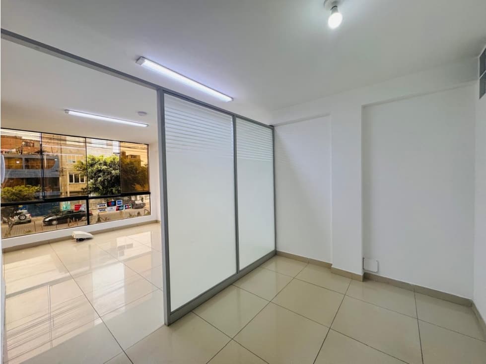 SE ALQUILA LOCAL COMERCIAL EN SAN MARTIN DE PORRES — foto 2