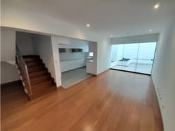 Venta Departamento Duplex con Terraza Chacarilla Surco