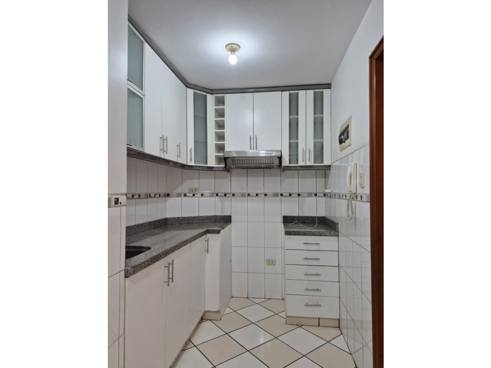 VENTA DE DEPARTAMENTO CON ESTACIONAMIENTO EN SAN BORJA — foto 4