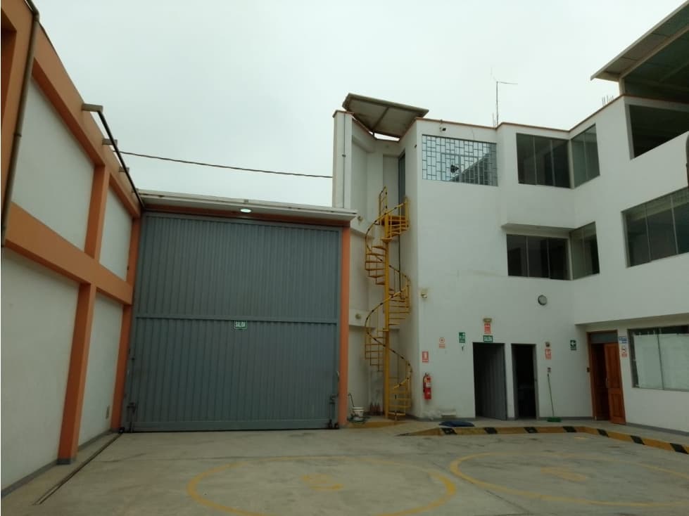 VENDO LOCAL INDUSTRIAL DE ESTRENO 1000M2 EN CARABAYLLO — foto 5