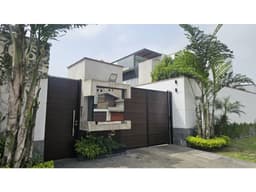 CONDOMINIO EXCLUSIVO