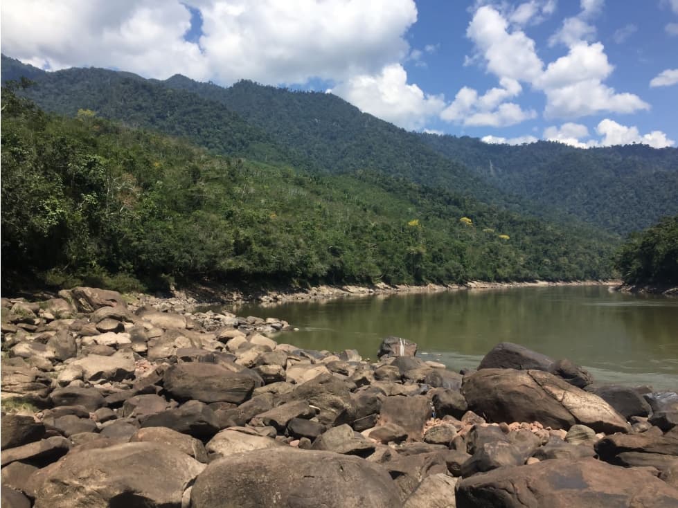 TERRENO CON RIO Y QUEBRADAS CHAZUTA — foto 4