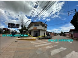 00596 - REMATO LOCAL COMERCIAL + VIVIENDA EN YARINACOCHA - EN ESQUINA