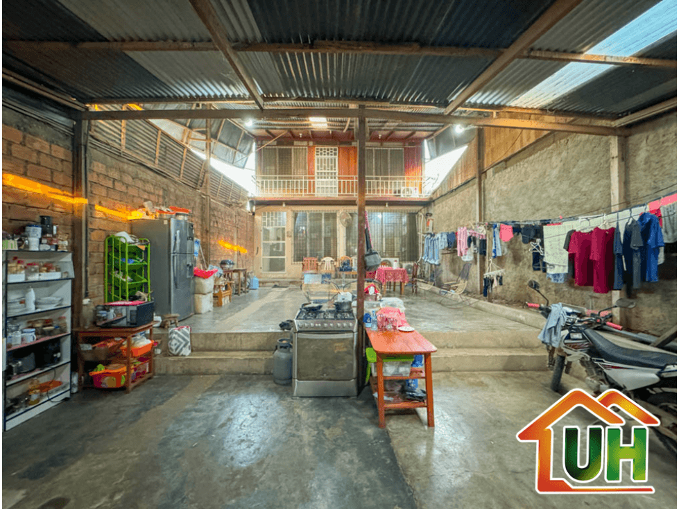 00655 - VENTA CASA PUCALLPA - AV. SAENZ PEÑA - A.T 184 M2 — foto 5